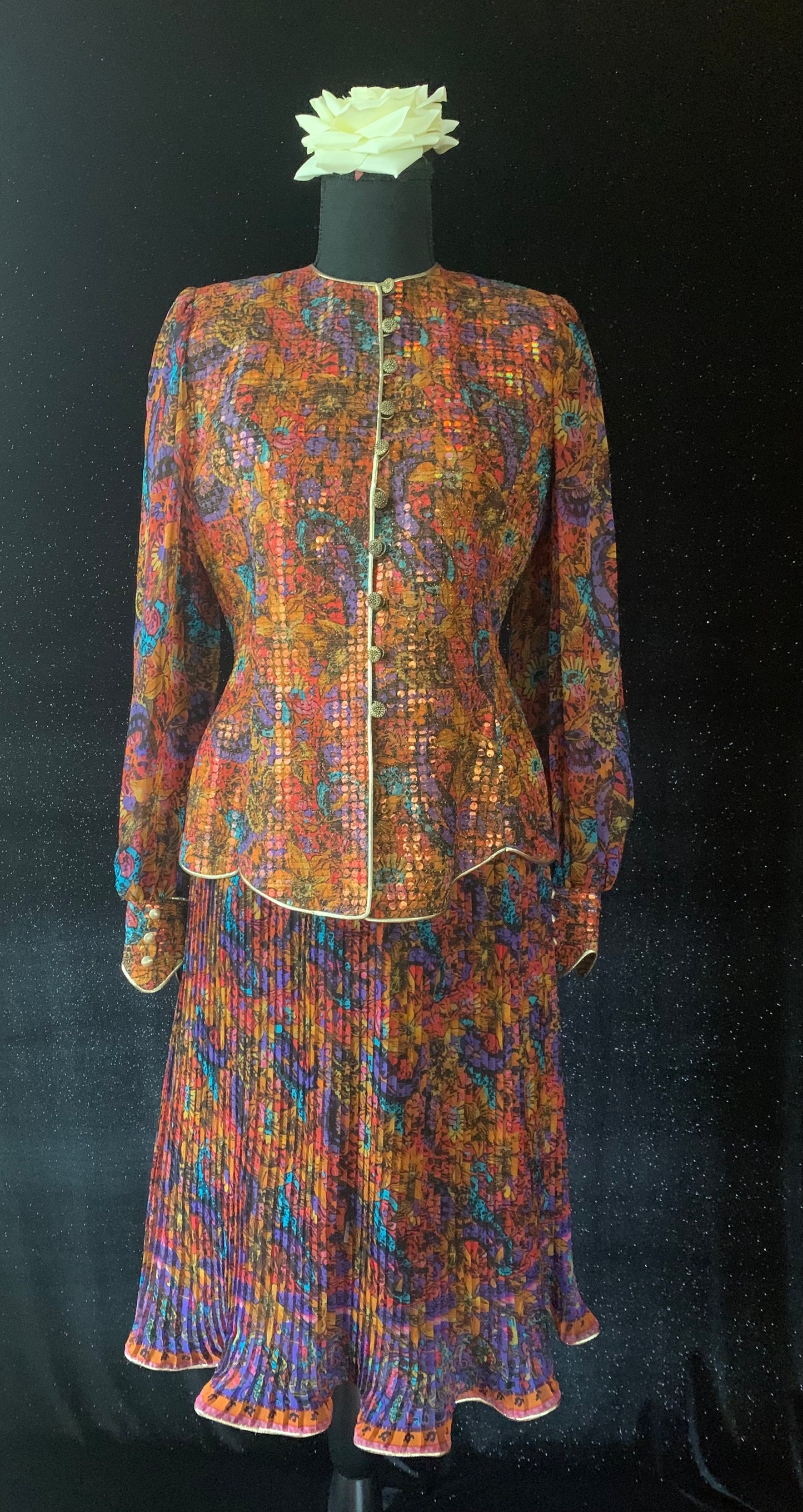 Aurora Ruffolo skirt suit